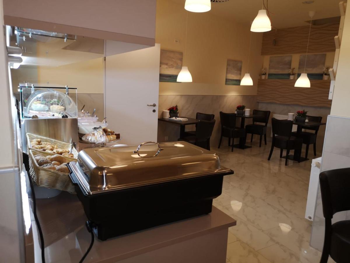CH-Hotel Luka Budget Wien Eksteriør billede
