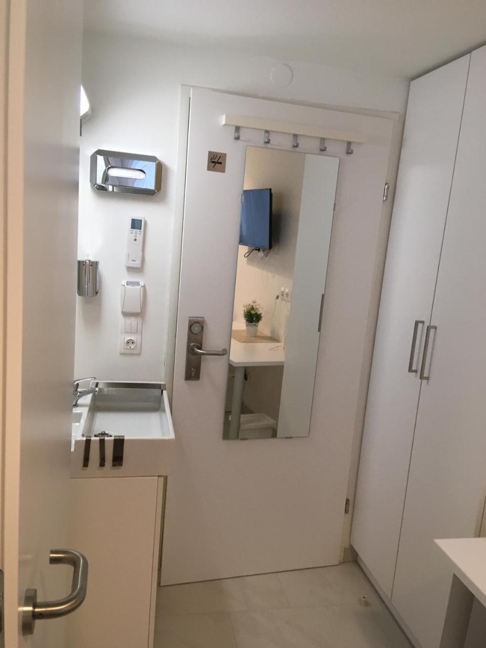 CH-Hotel Luka Budget Wien Eksteriør billede